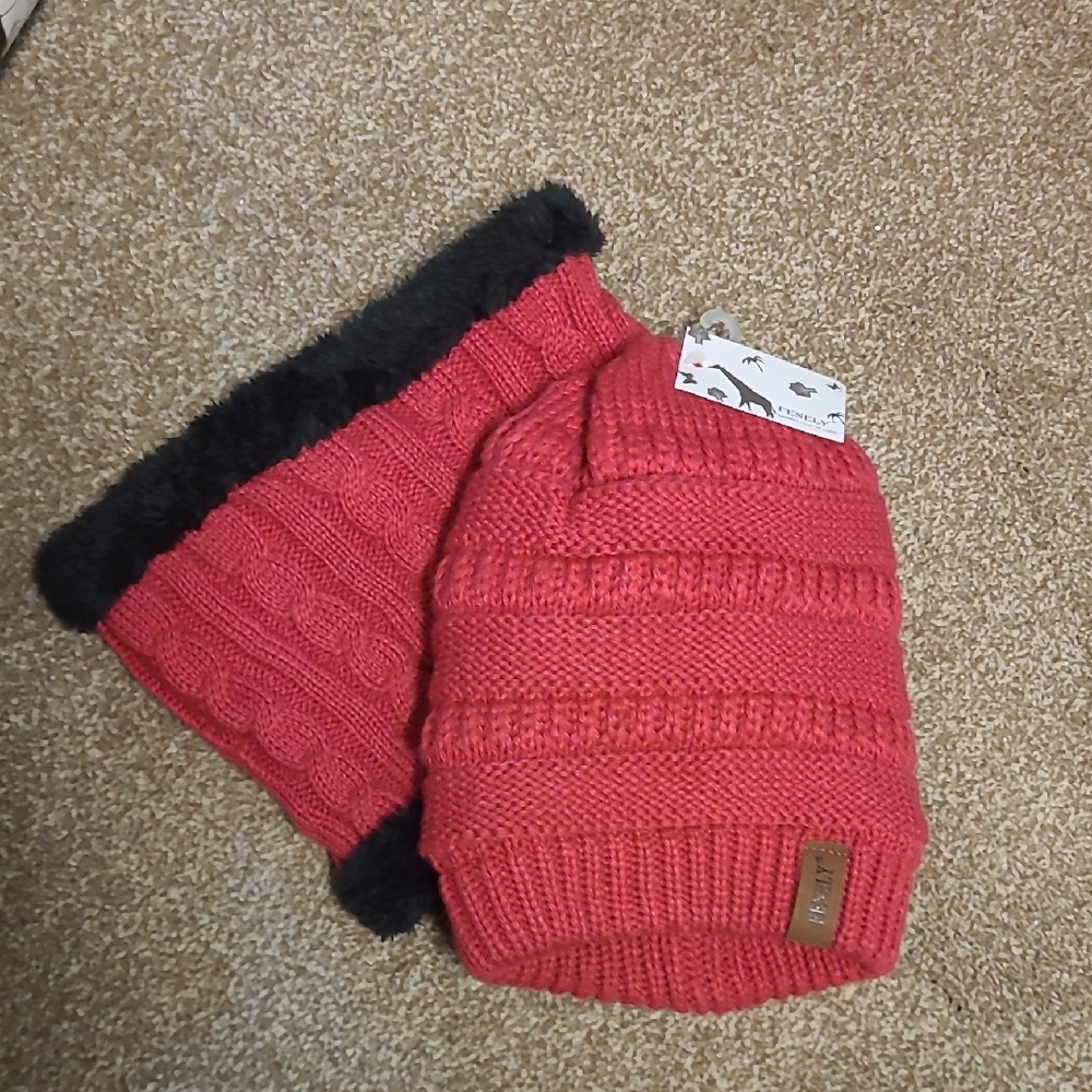 NWT Knit Beanie and Headwrap Set